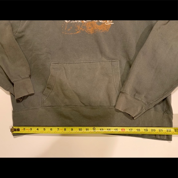 MEN’S FOOTBALL THEMED SWEATSHIRT. - Picture 7 of 16